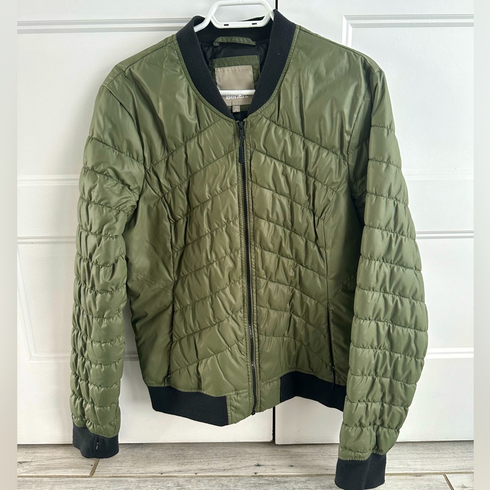Bomber Jacket Bench